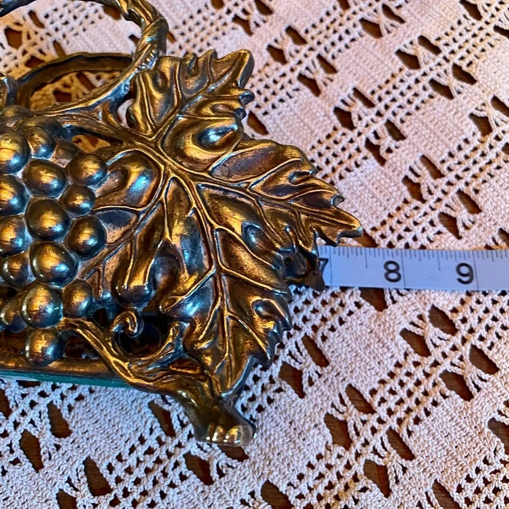 🔥Godinger Silver Plated Footed Embossed Grape Vine Napkin Holder🔥 Vintage 1994
